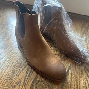 Johnston and Murphy Danby Chelsea Tan Oil Suede boots Men’s size 12 NWT